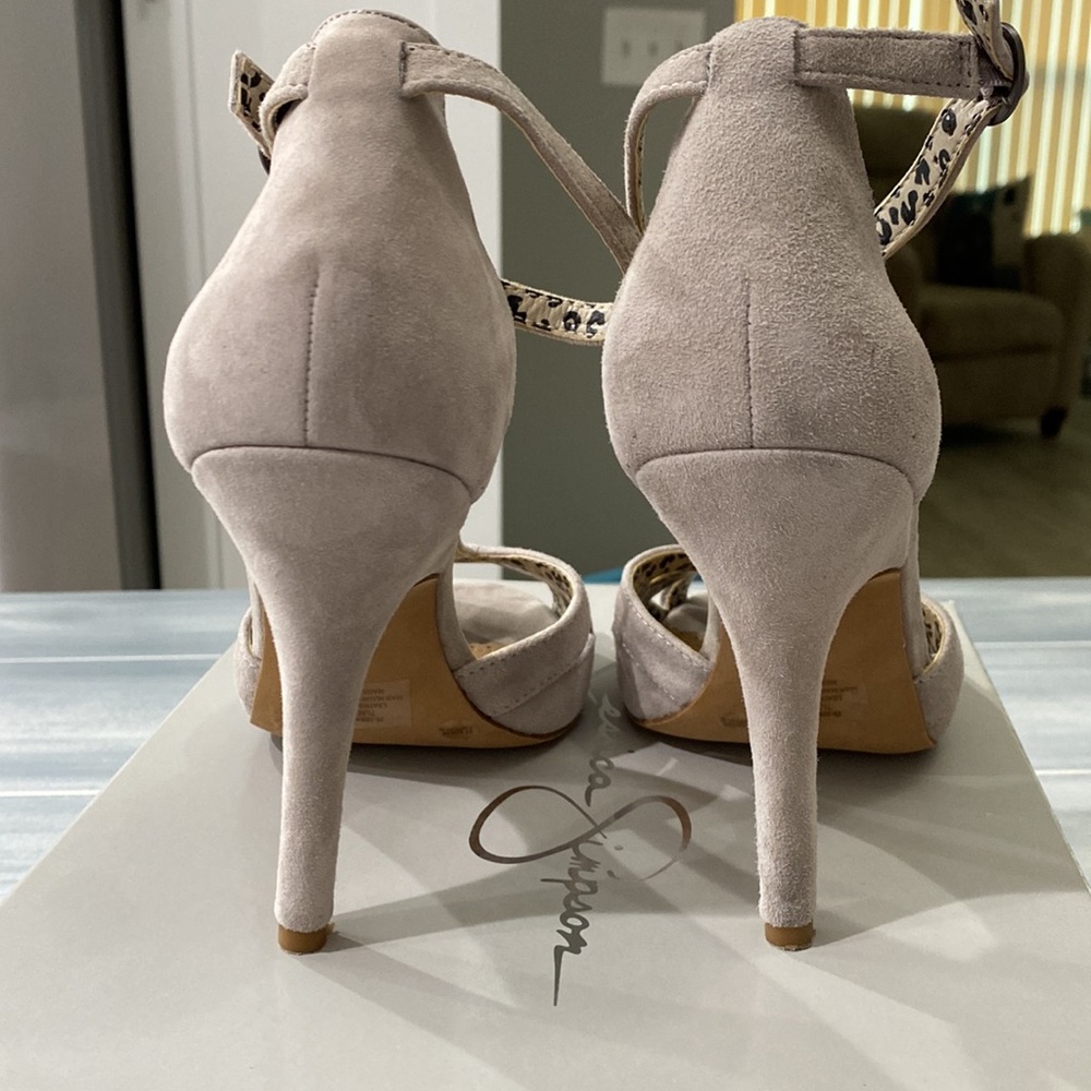 Jessica Simpson Heels in original box Women 7.5 - Picture 3 of 8